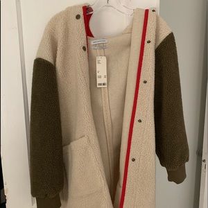 oversized fluffy jacket (with hood)